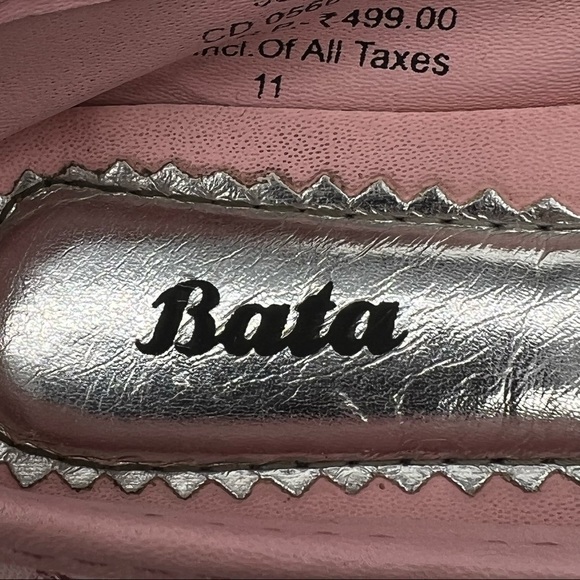 Bata Pink Ballet Bow Flats Size 11 Toddler Girl's - Picture 2 of 9